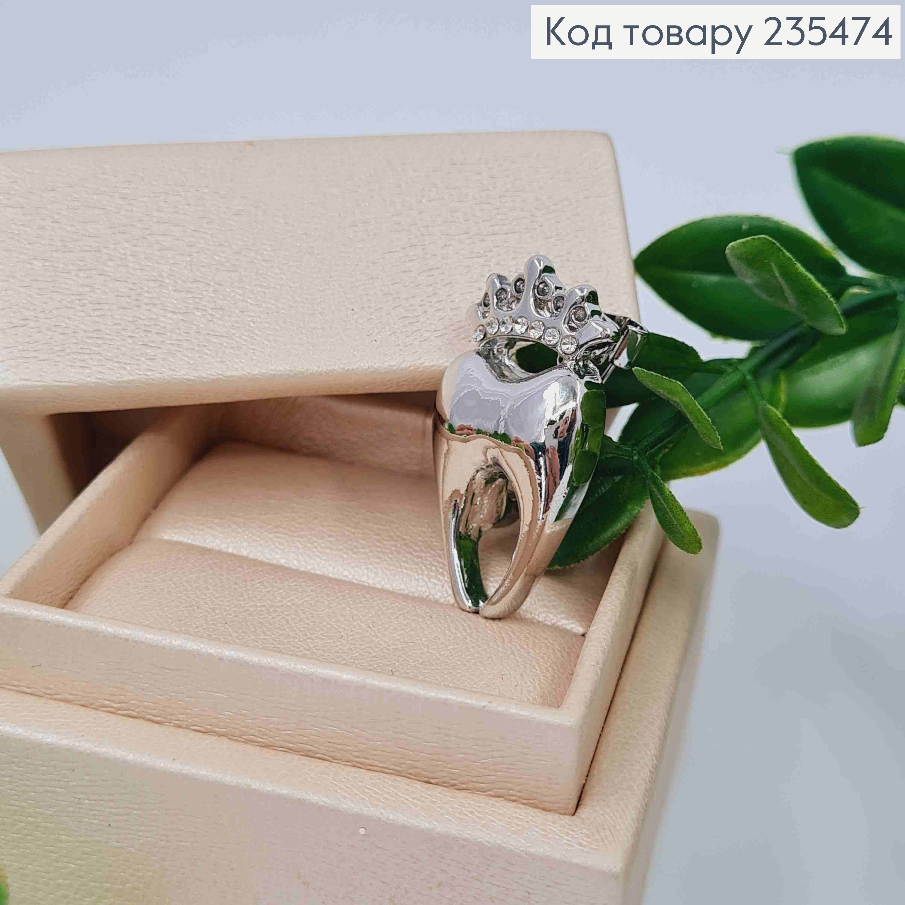 Брошь "Зубчик с короной" СЕРЕБРЯНОГО цвета, и камнями, размер 3*1,7см 235474 фото 2