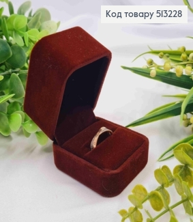 Коробка велюр, квадратна з тисненням, 6*5*4,5см, Коричневого кольору 513228 фото