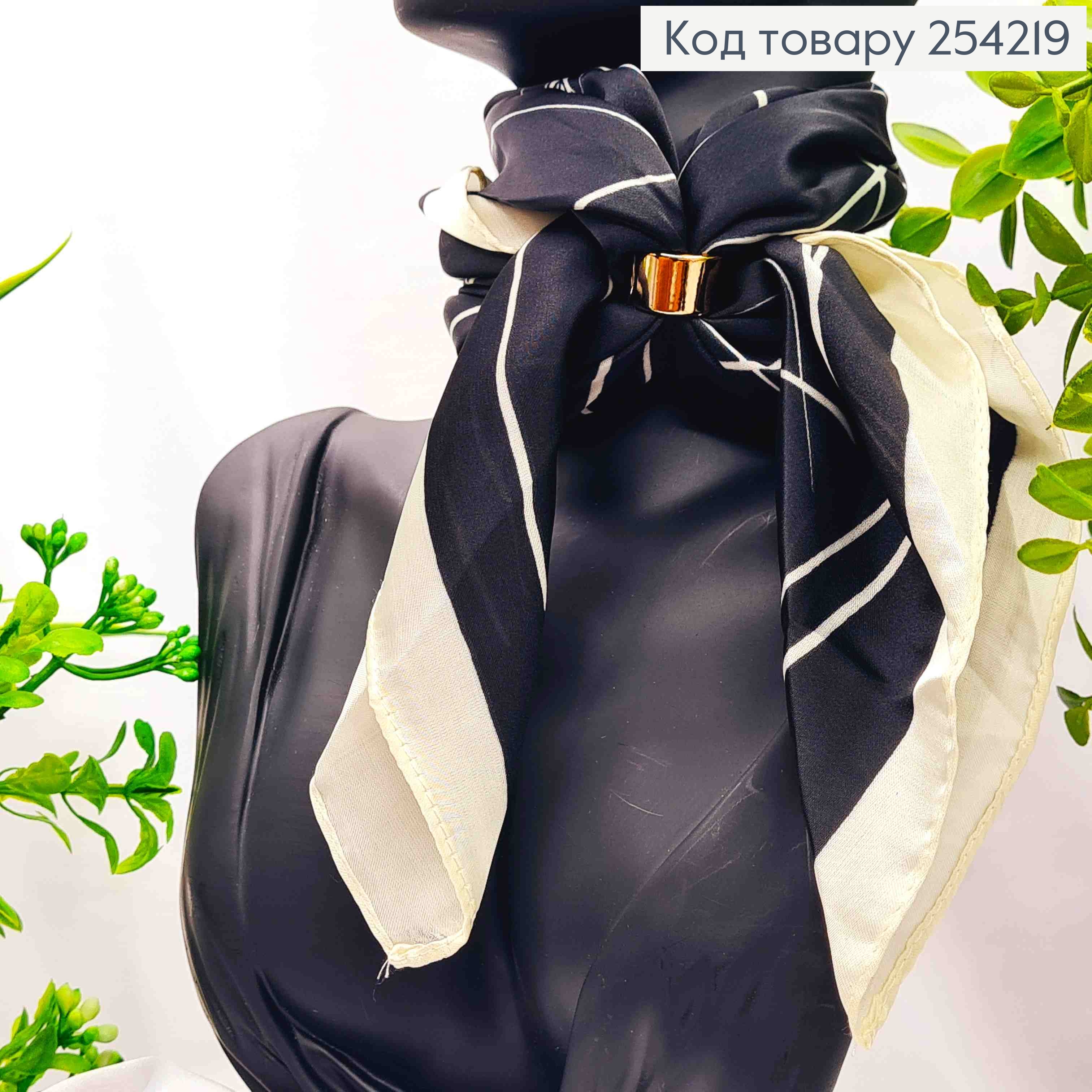 Платок с колечком, Черного цвета с геометрическим рисунком, 70*70см, 100% полиэстр (шелк) 254219 фото 1